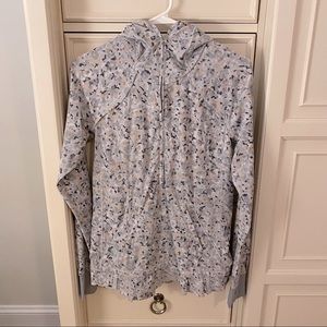 LULULEMON SNOW LEOPARD HALD ZIP HOODED RUNNING JACKET SIZE 4